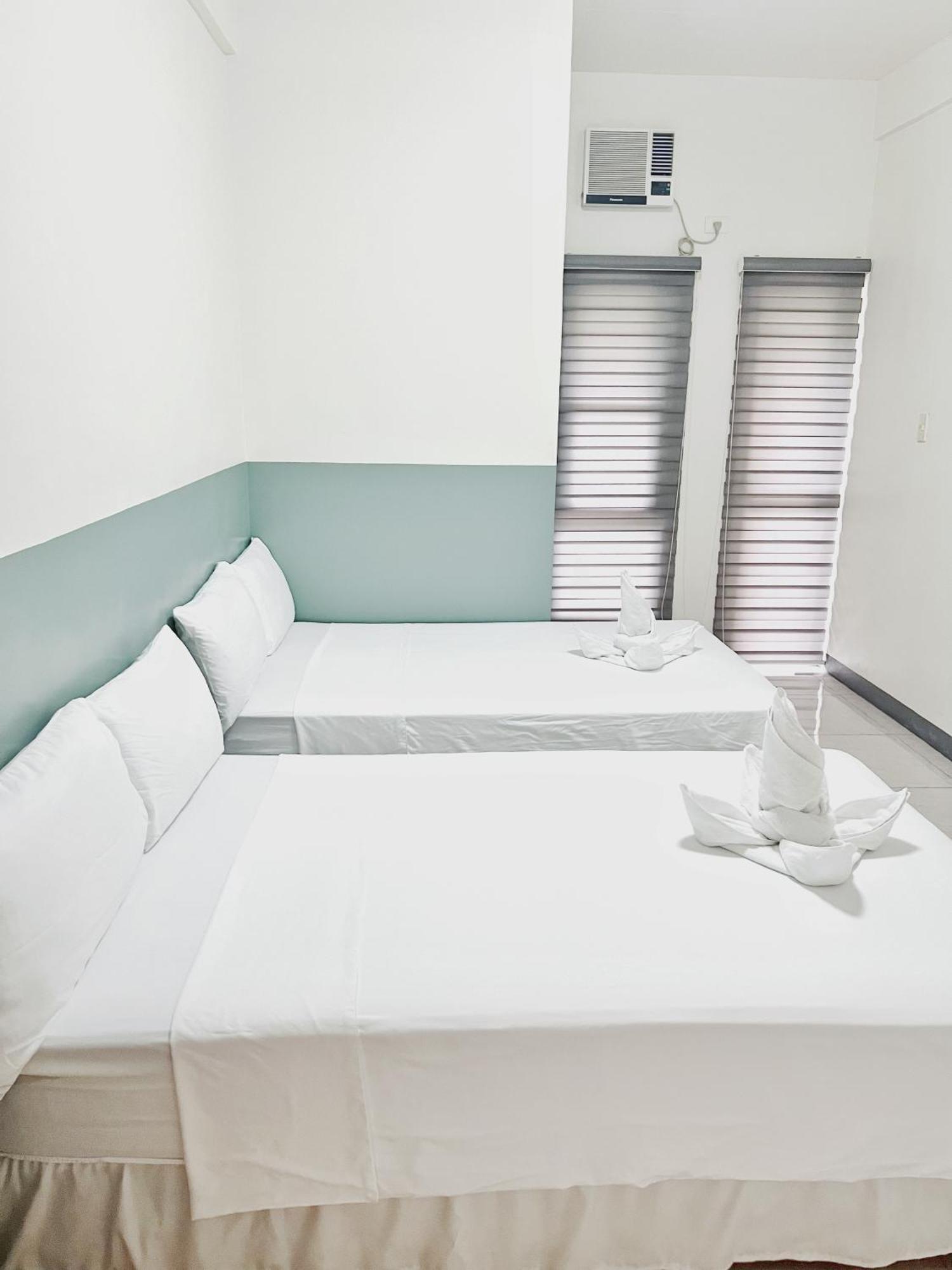 Verra Inn Tagaytay City Extérieur photo